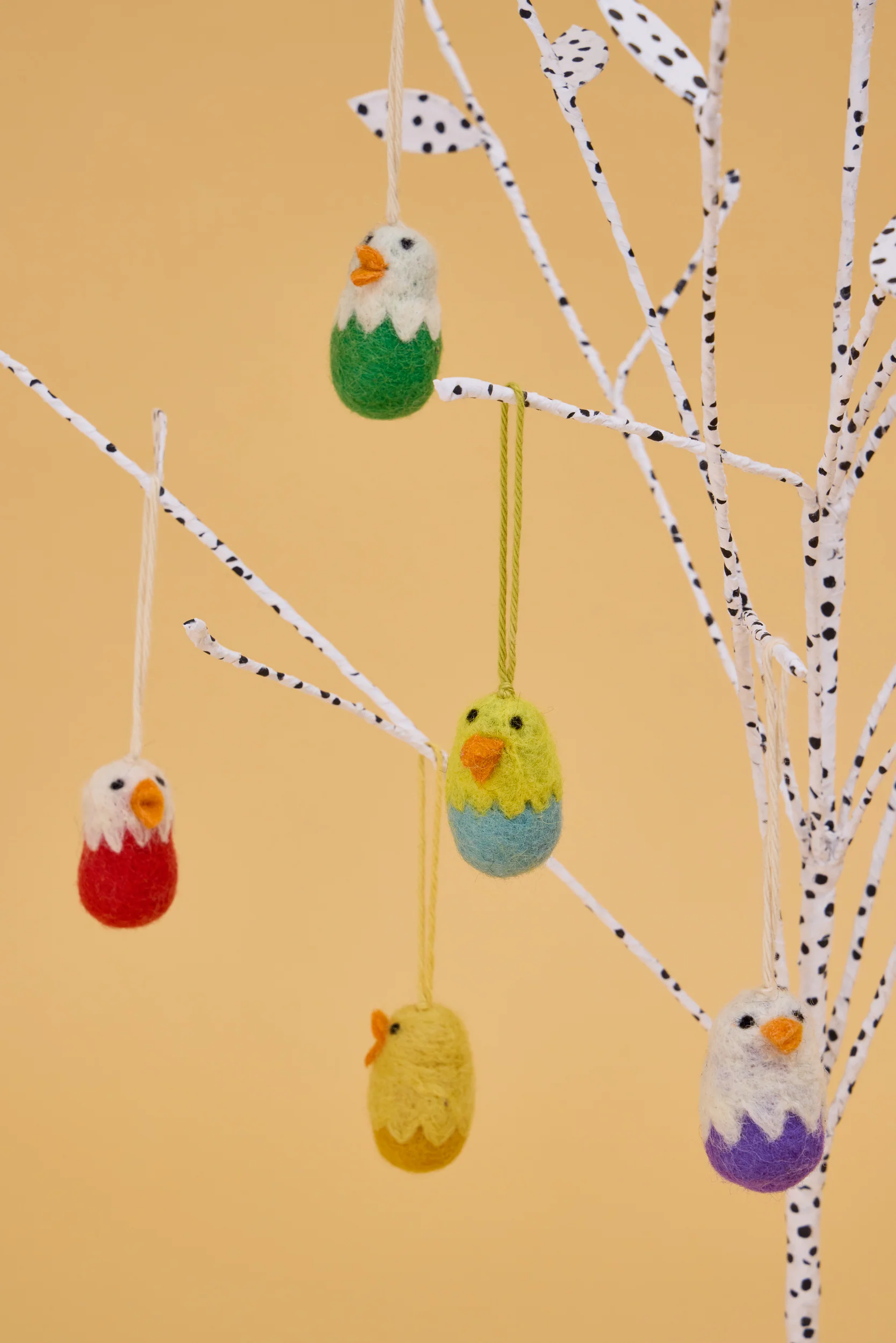 Easter Tree with Ornaments - Image 3